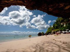 Melihat Keindahan Jakarta dari Ketinggian MONAS