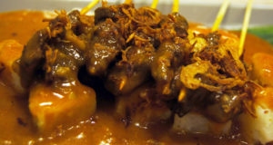 Makanan Khas Padang sate padang