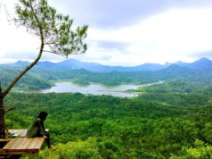Destinasi Wisata Kalibiru yang sedang “in” keelokan kali biru
