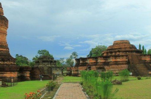 Keunikan Candi Muara Takus yang melegenda candi muara takus