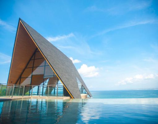 10 Alasan Mengapa Kamu Harus Menginap di Hotel Laut Biru Pangandaran chapel di lautan biru pangandaran